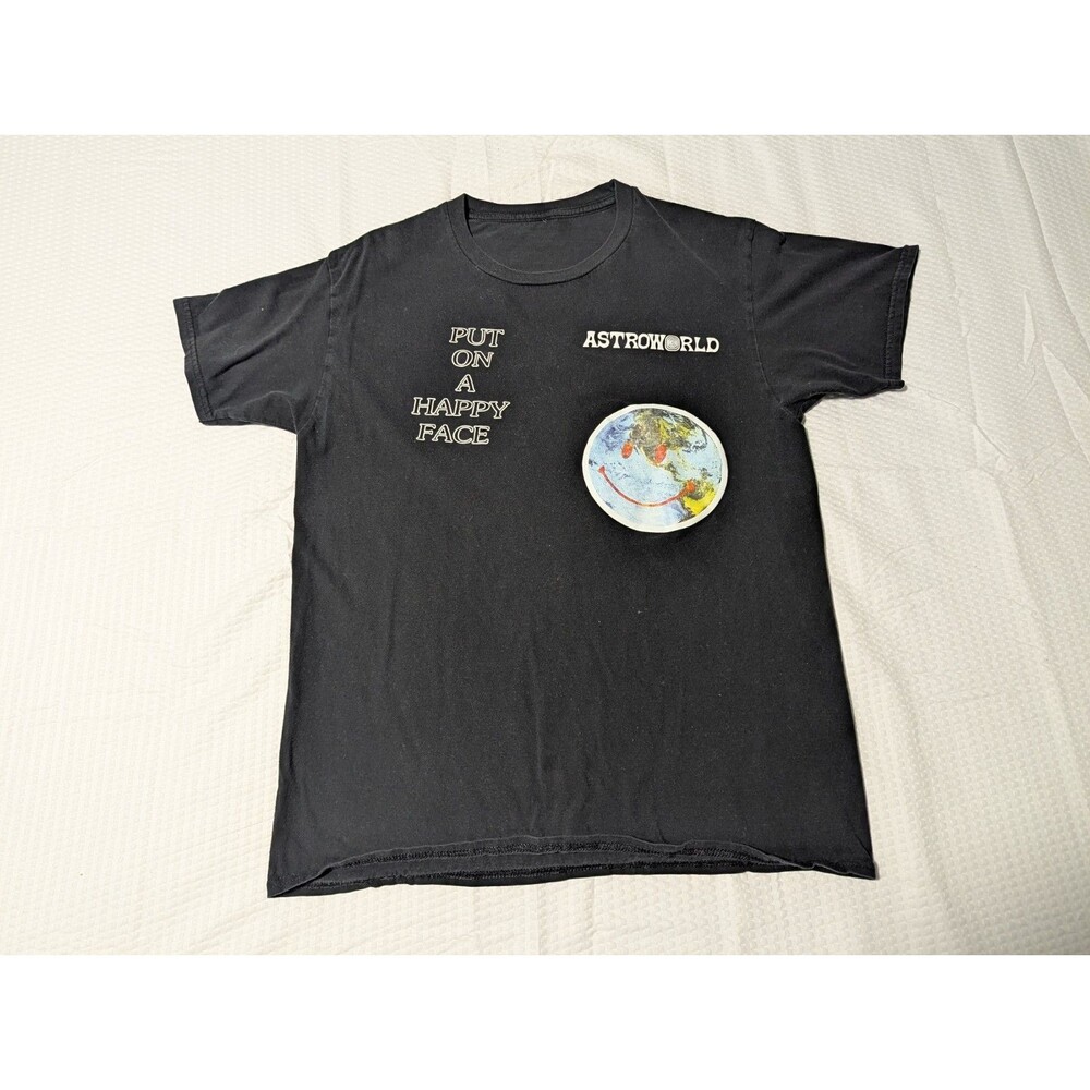Astroworld Men's Black T-Shirt (Medium) Tag Missing - Put On A Happy Face - Worn